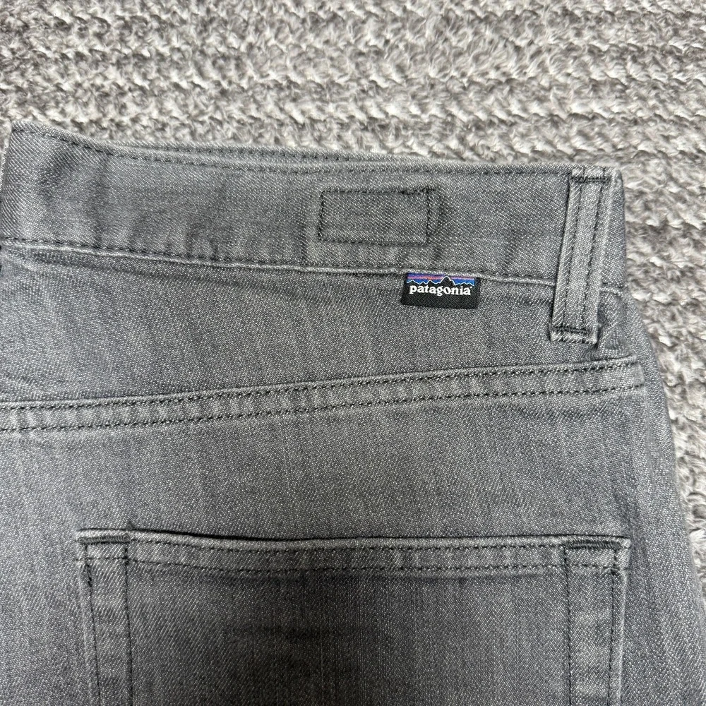 Patagonia Mens Jeans Size 34‎ Gray Organic Cotton Iron Clad Denim Straight Leg